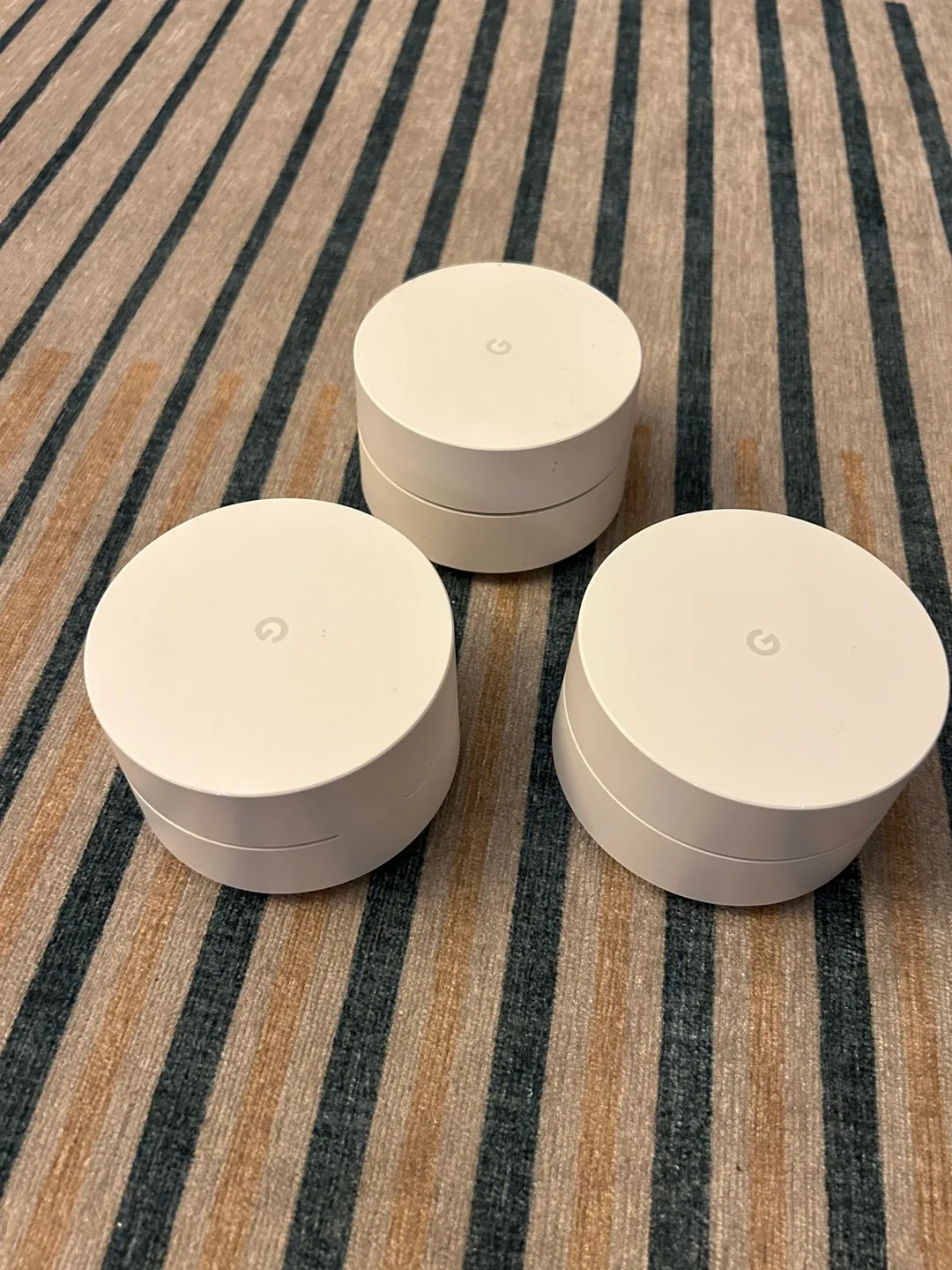 Google Wifi 3-pack Router System thumbnail