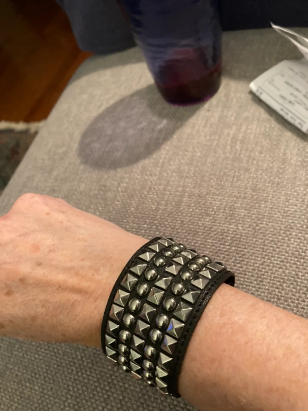 Metal and leather cuff image indicator(2)