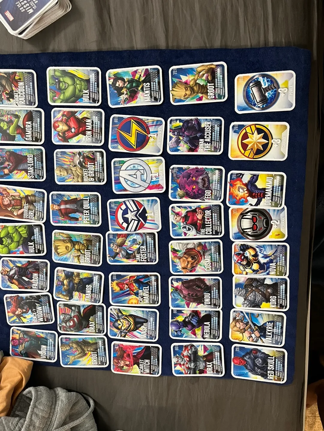 Marvel Card Collectibles -  Complete Set of Cards image indicator(2)