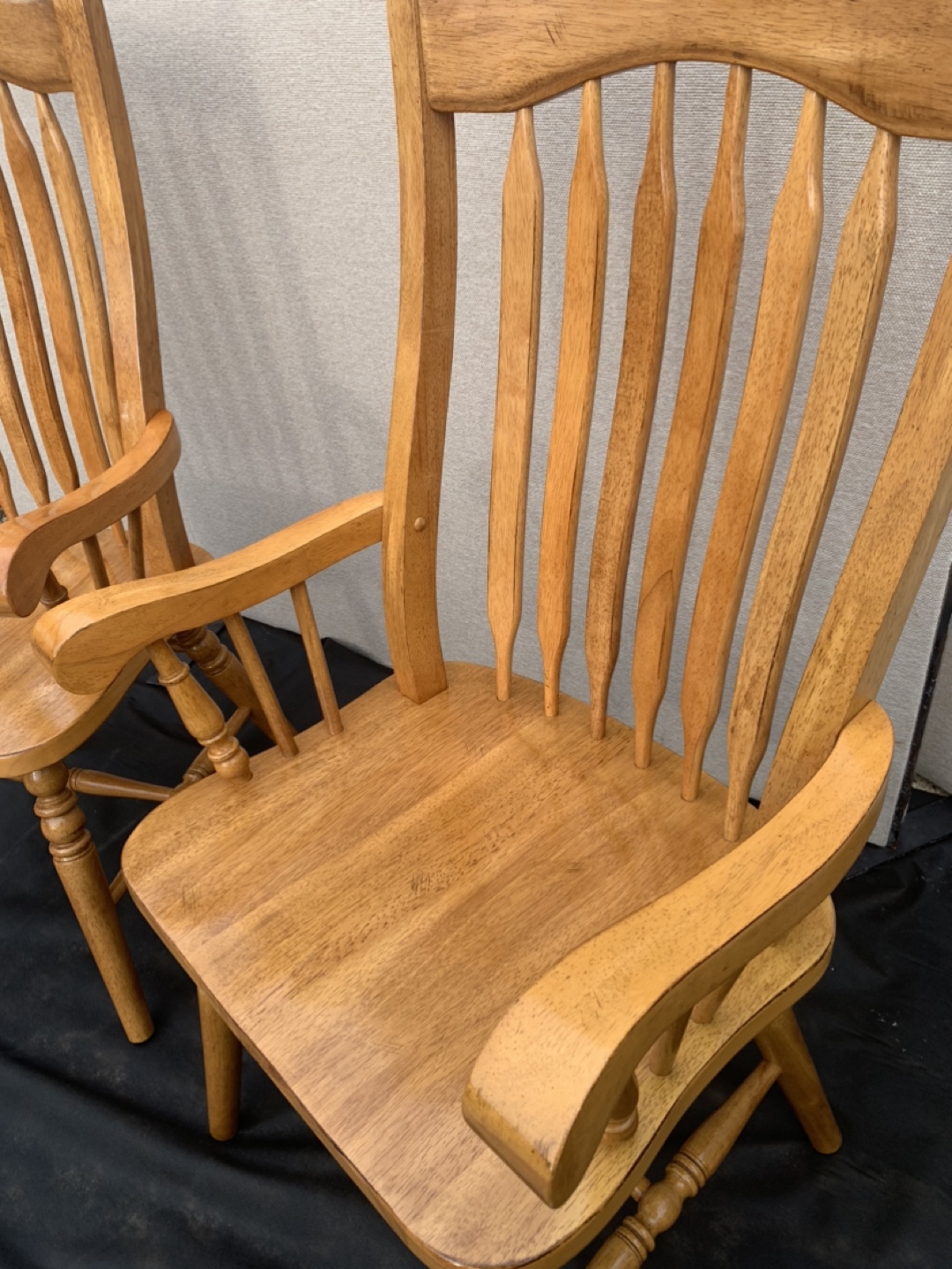 Set of 2 Solid Wood Captain’s Chair - photo 2