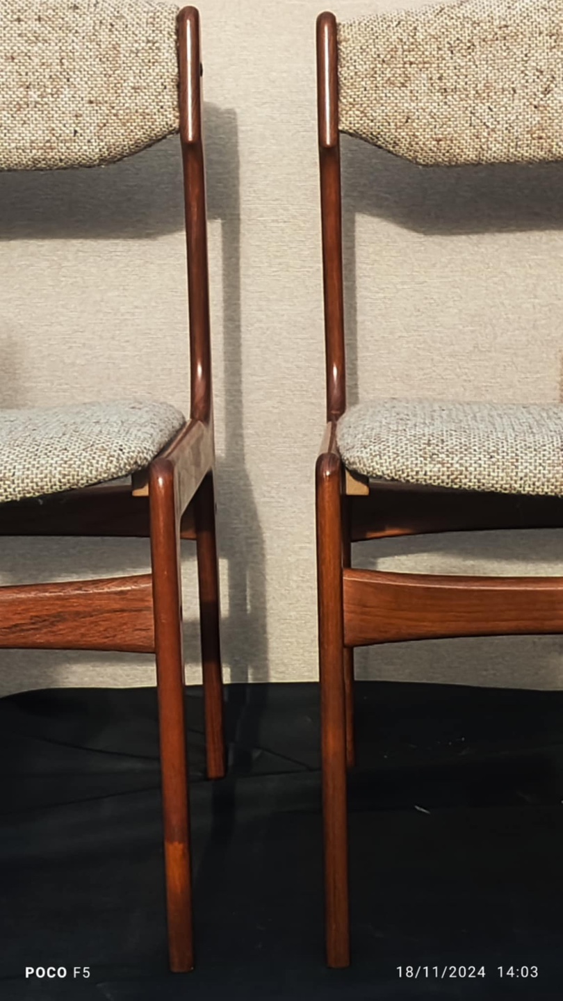 Set of Two Mid Century Modern Teak Dining Chairs - photo 3