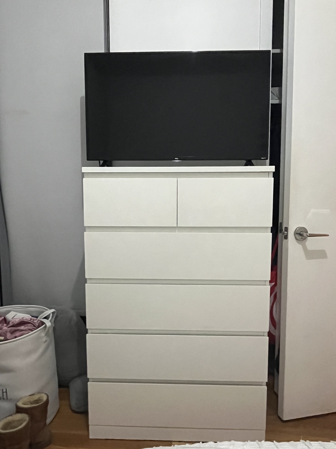 White Dresser with 5 Drawers