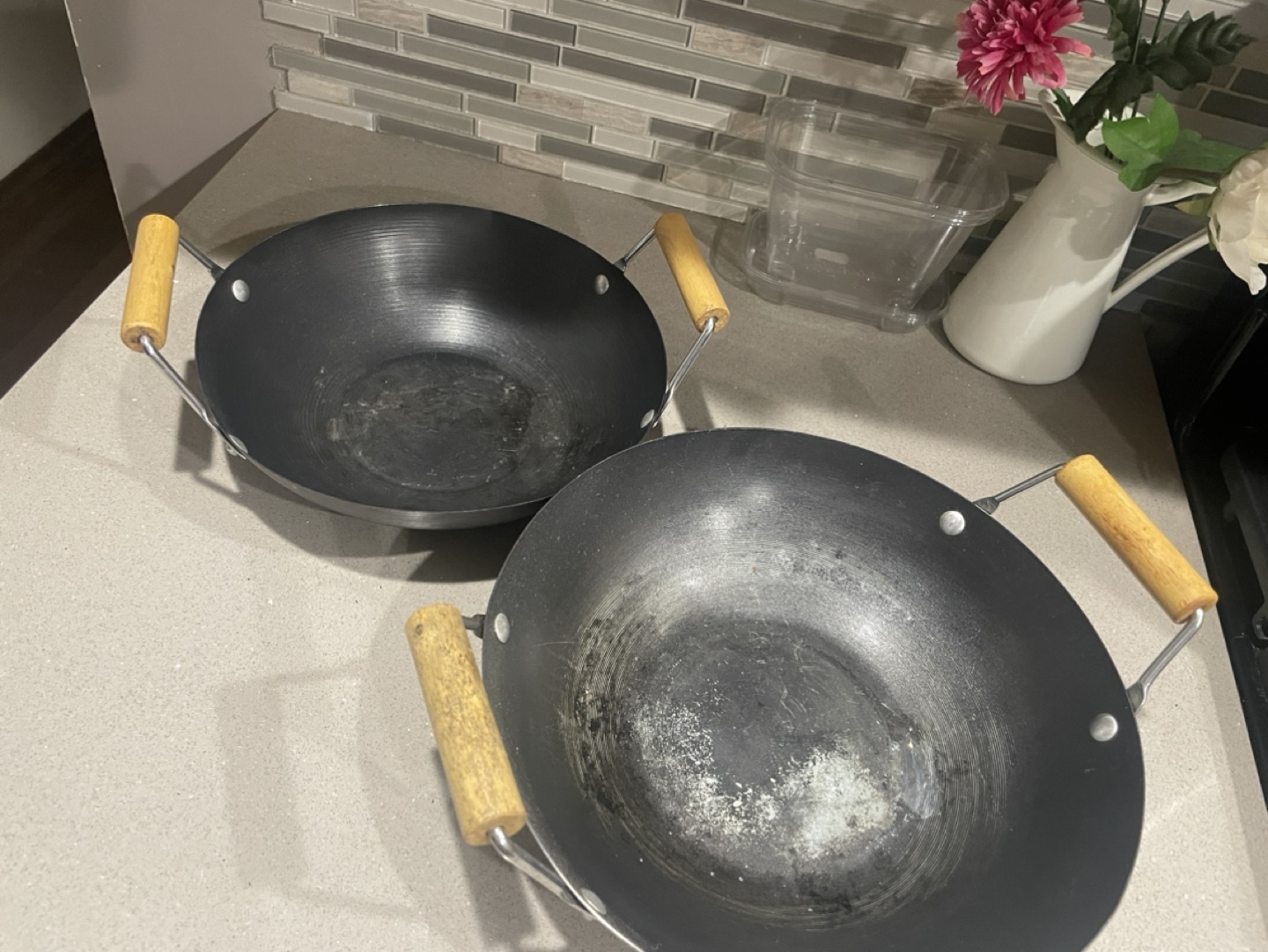 Set of 2 Woks with Wooden Handles - photo 2