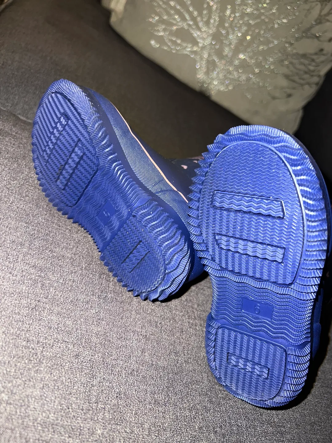 Kids Winter Boots Size 6 image indicator(4)