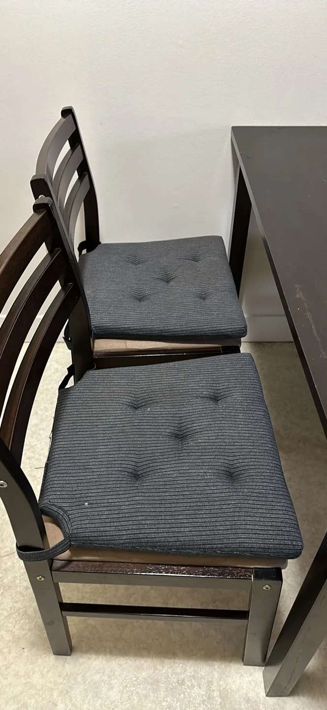 Dining Table Set image indicator(4)