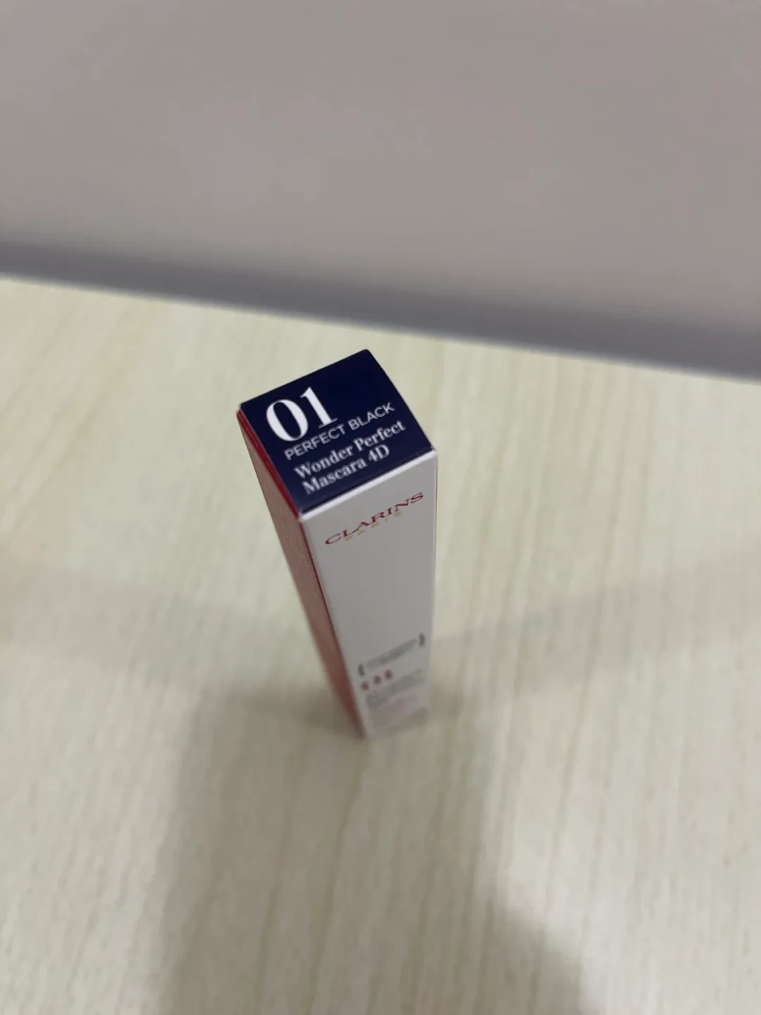 Clarins Wonder Perfect Mascara 4D image indicator(2)