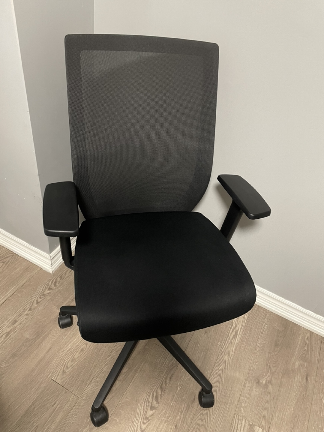 Black Mesh Office Chair