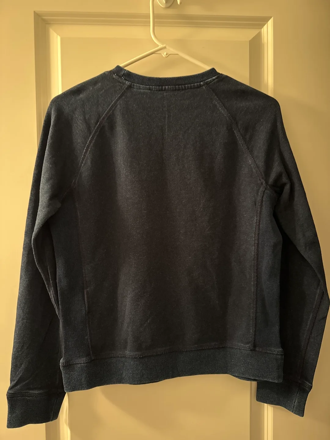 Levi's Women's Navy Blue Sequined triangular Sweatshirt image indicator(2)