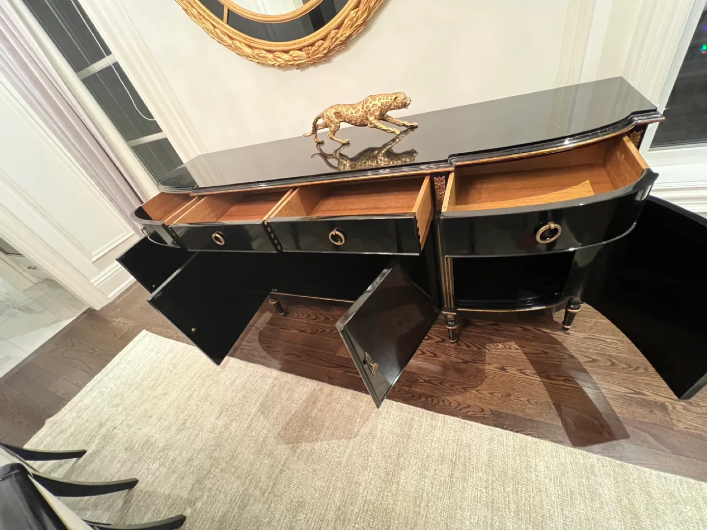 🚚moving sale 🚚Luxury Black Lacquer Buffet Table image indicator(4)