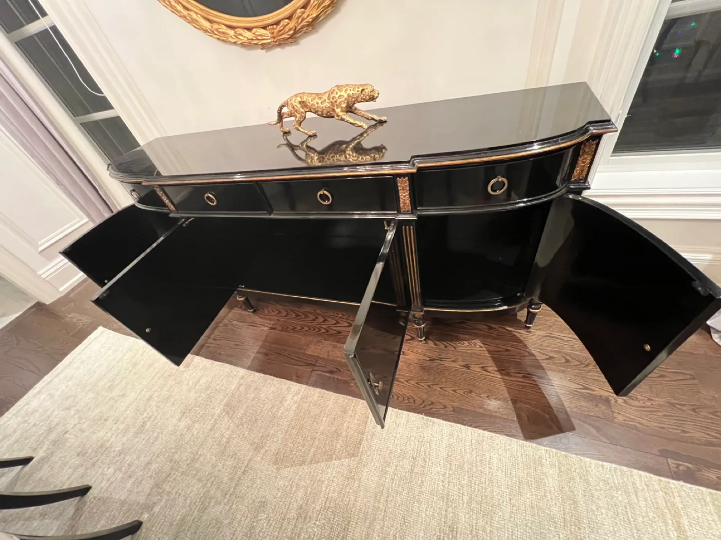 🚚moving sale 🚚Luxury Black Lacquer Buffet Table image indicator(6)