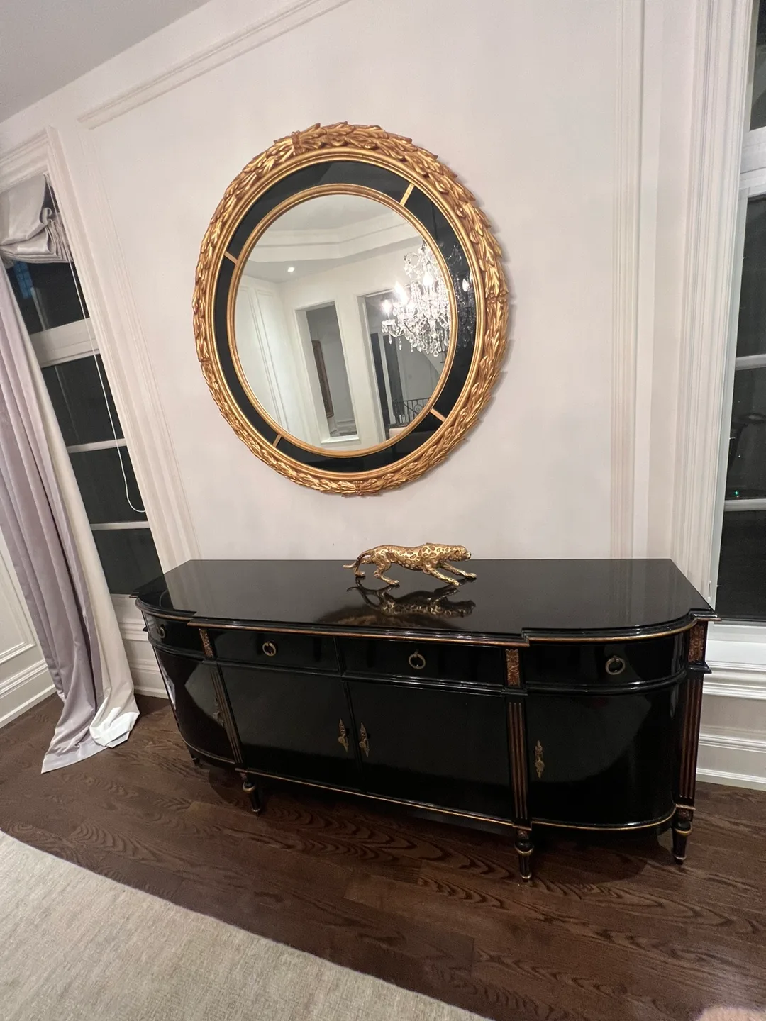 🚚moving sale 🚚Luxury Black Lacquer Buffet Table image indicator(2)