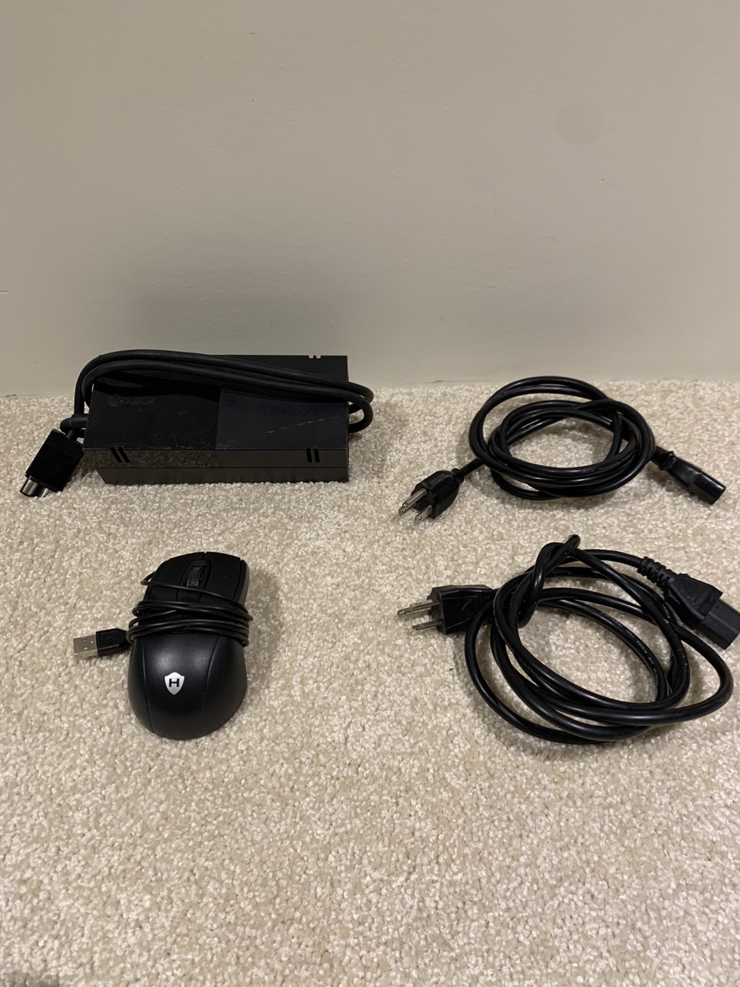 Xbox One - 2 Power Cables, The Brick, Mouse, 2 Ethernet Cables - photo 2