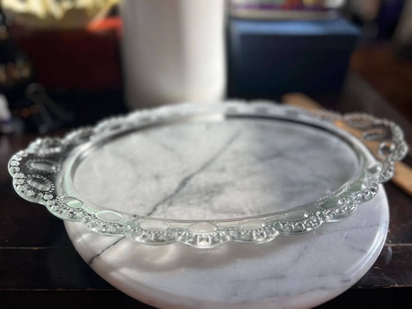 L.E. Smith Vintage Glass Serving Tray image indicator(2)