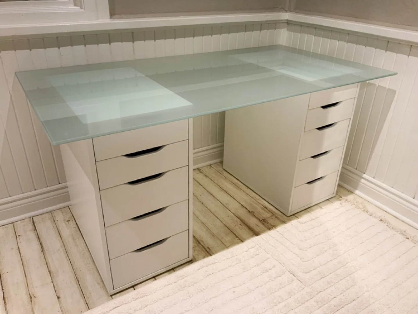 ⭐️Glasholm IKEA glass desk w/drawer supports⭐️ image indicator(6)