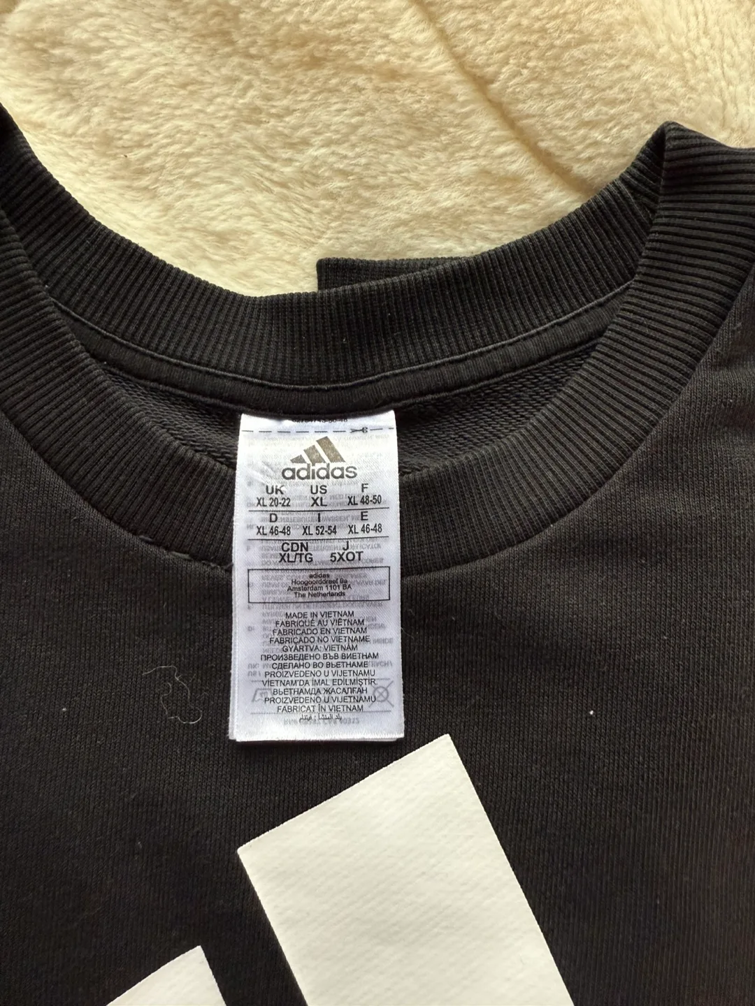 Adidas Black Sweatshirt image indicator(2)