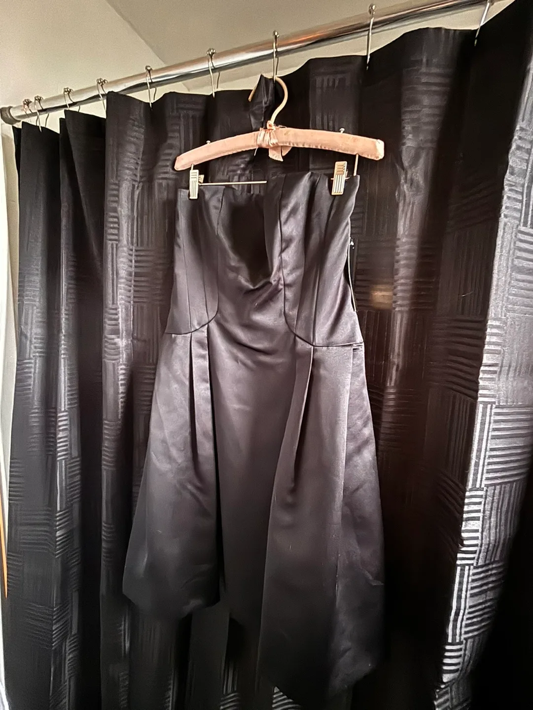 Black Strapless Dress image indicator(2)