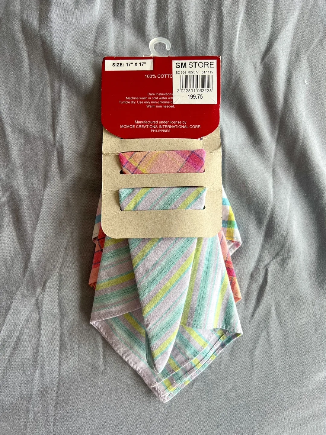 Pierre Cardin Paris Vintage 100% cotton NEW 3 Pcs handkerchieves image indicator(3)