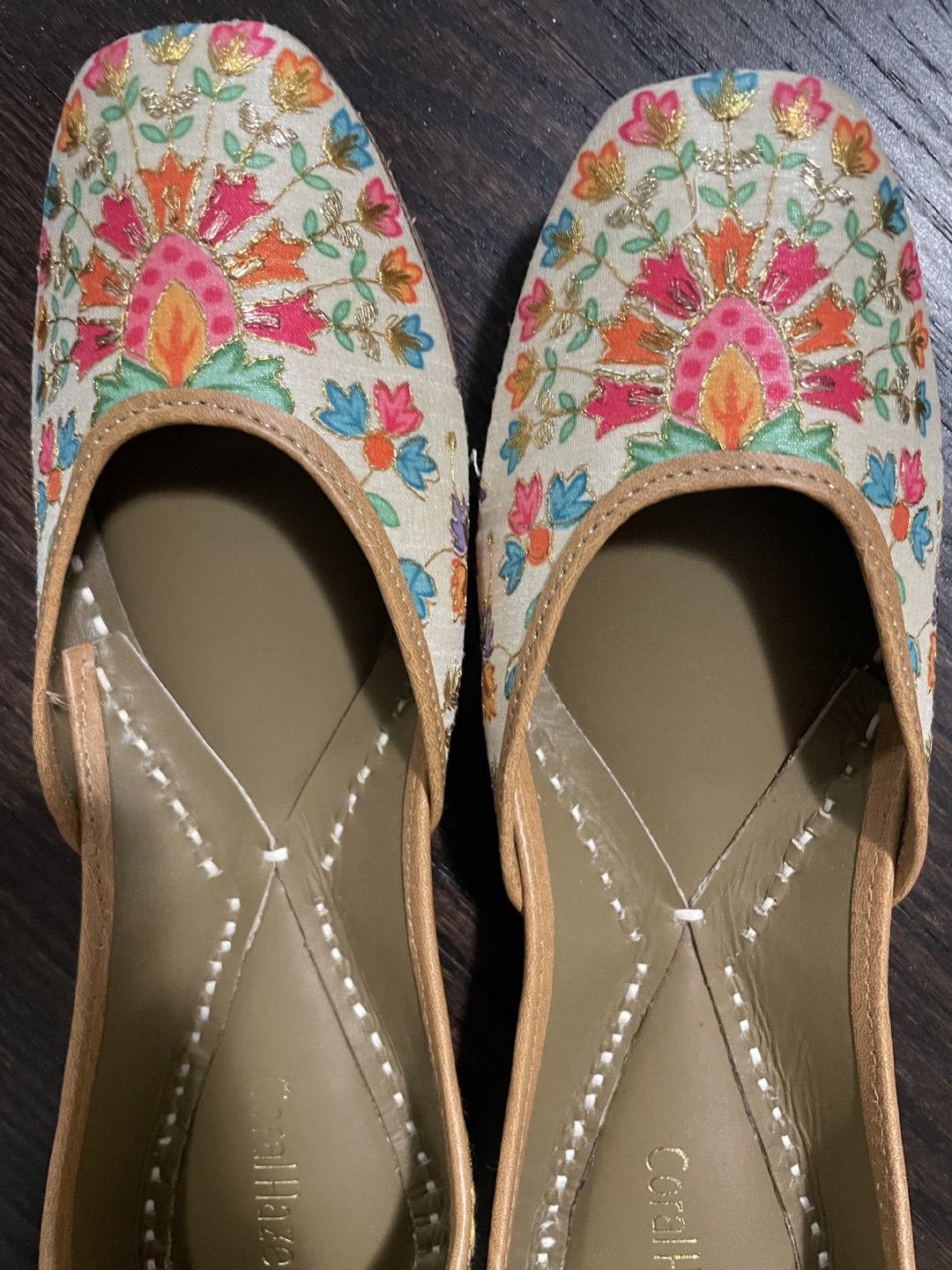 Floral Embroidered Flat Shoes - photo 3