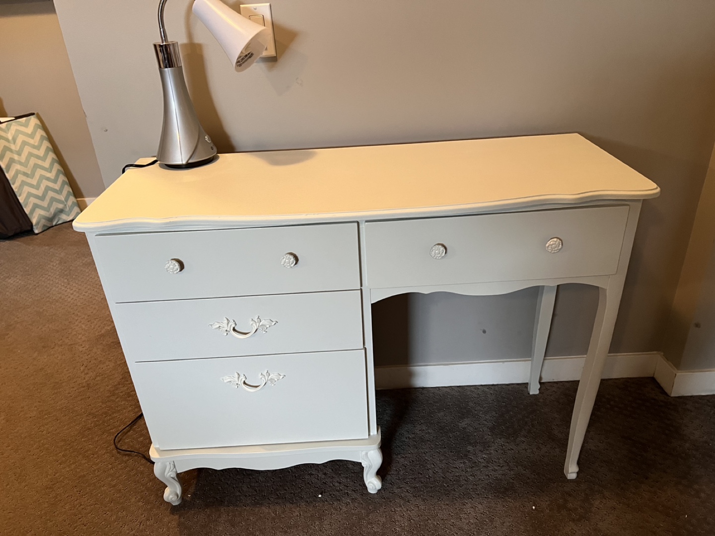 Very pale green Desk with 4 Drawers