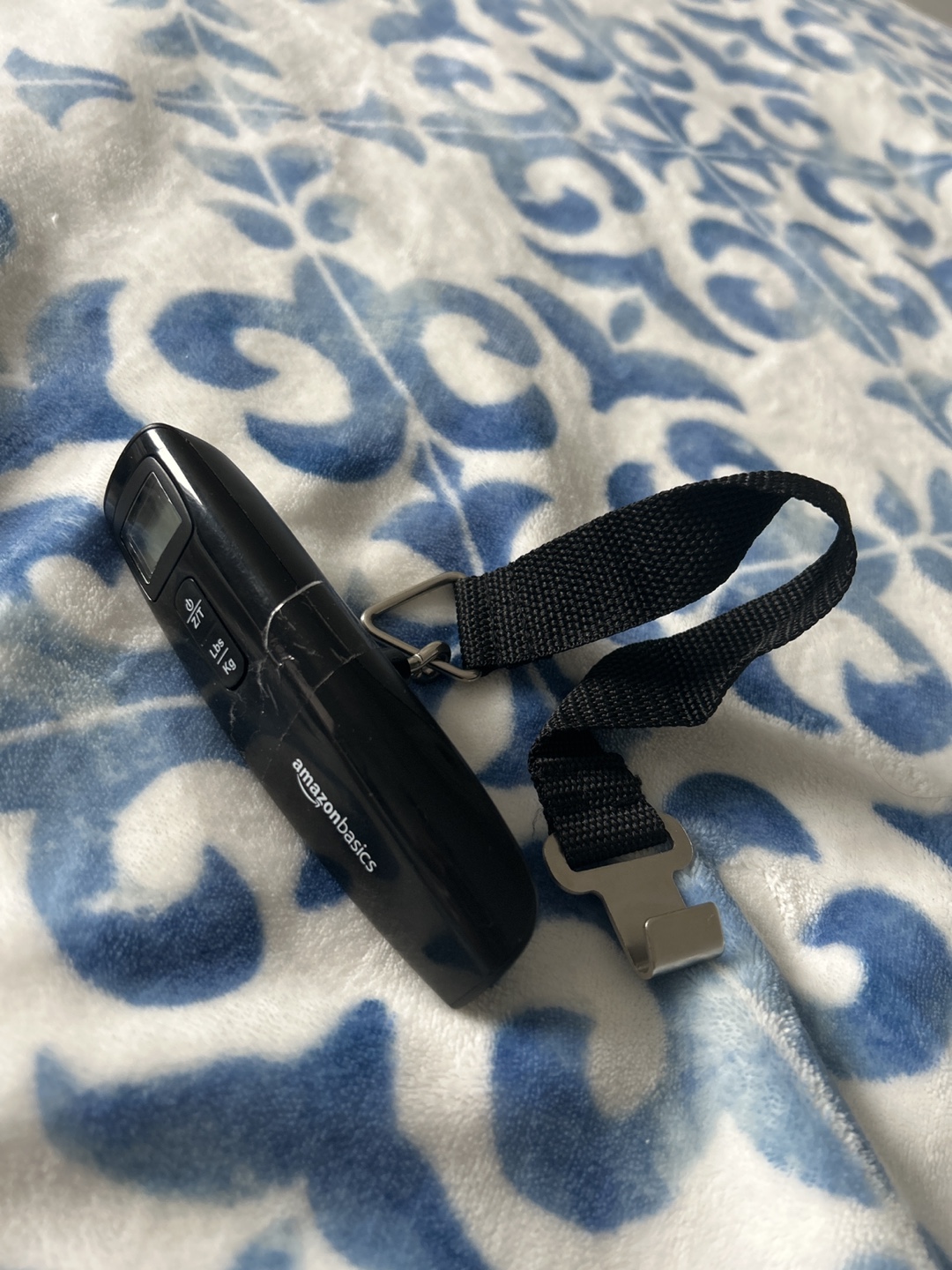 Amazon Basics Luggage Scale