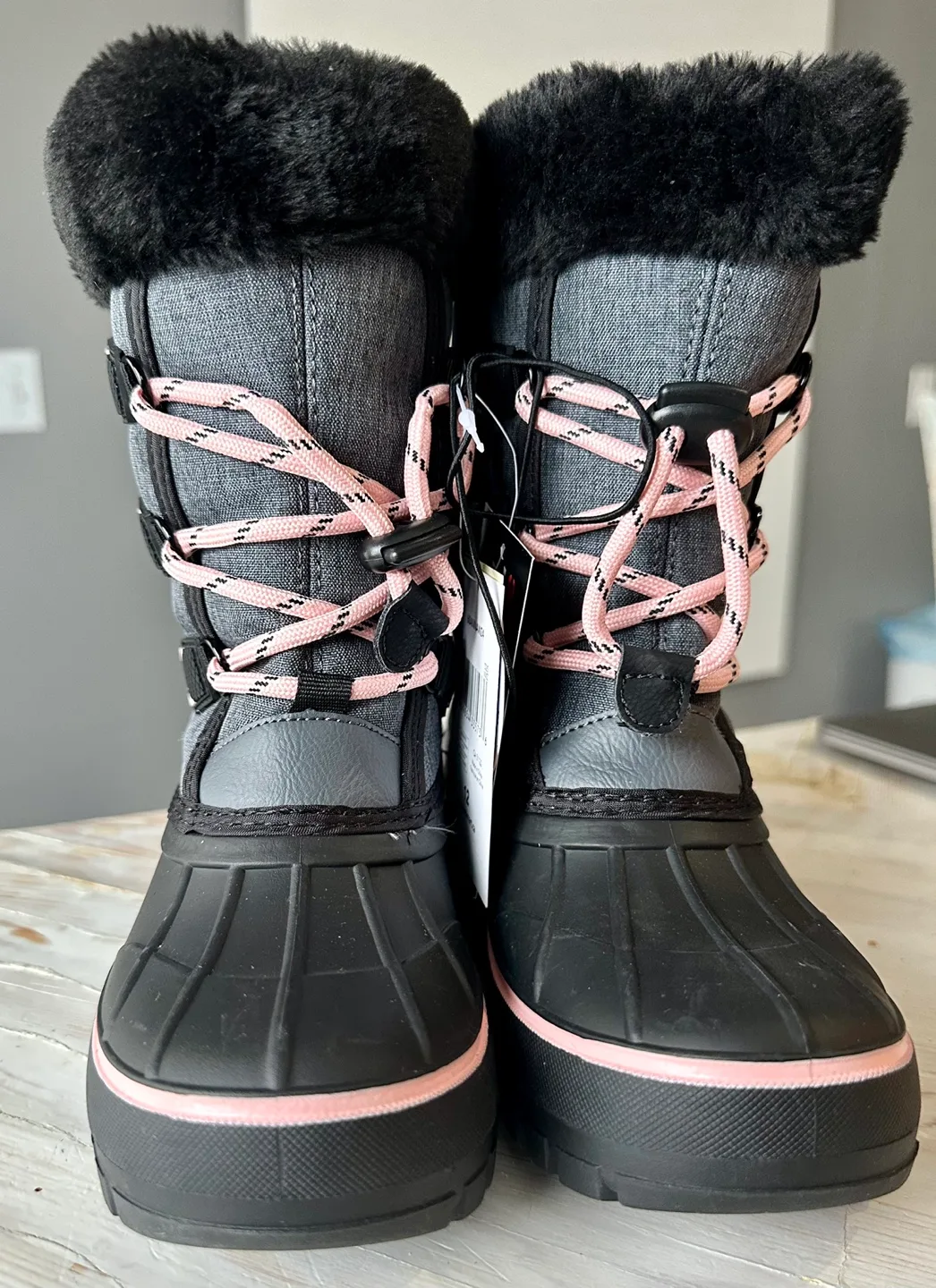 Girls Winter Boots thumbnail