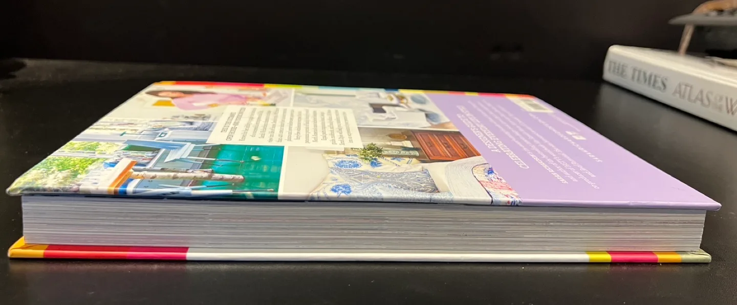 GREAT GIFT! Hardcover Signed - Sarah Richardson image indicator(5)