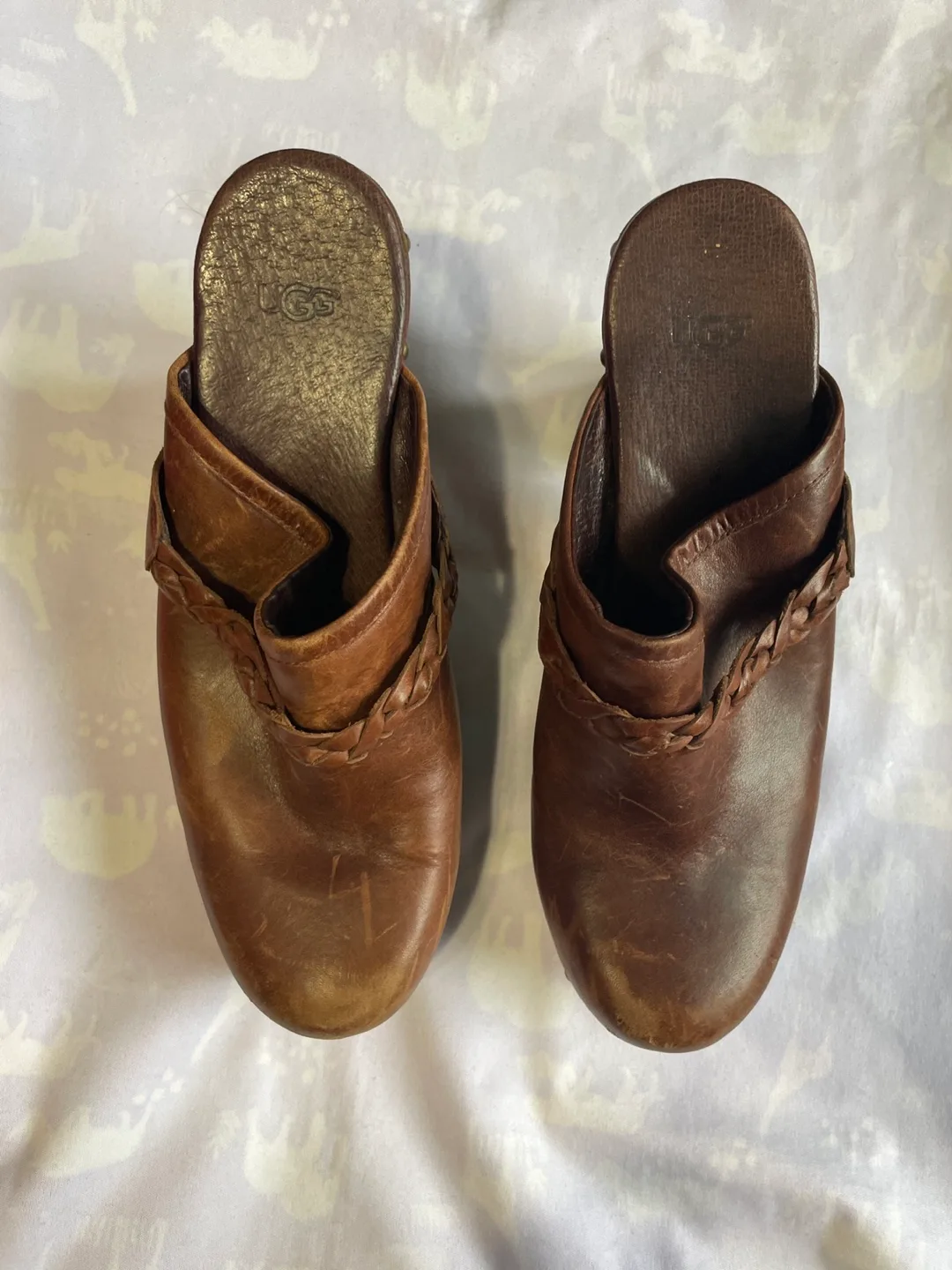 UGG Brown Leather Clogs image indicator(5)