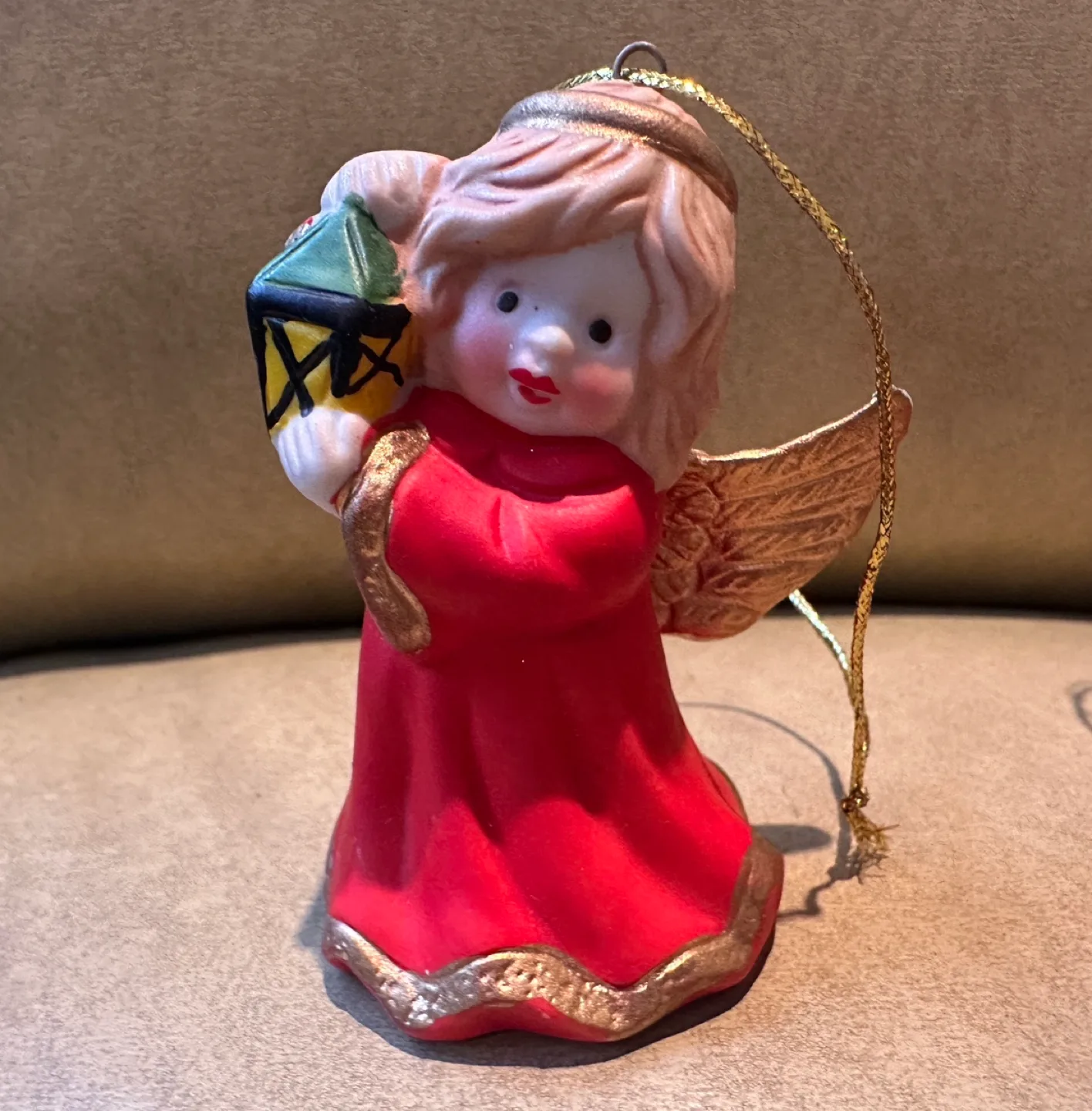 Set of 2 Ceramic Angel Ornaments image indicator(4)
