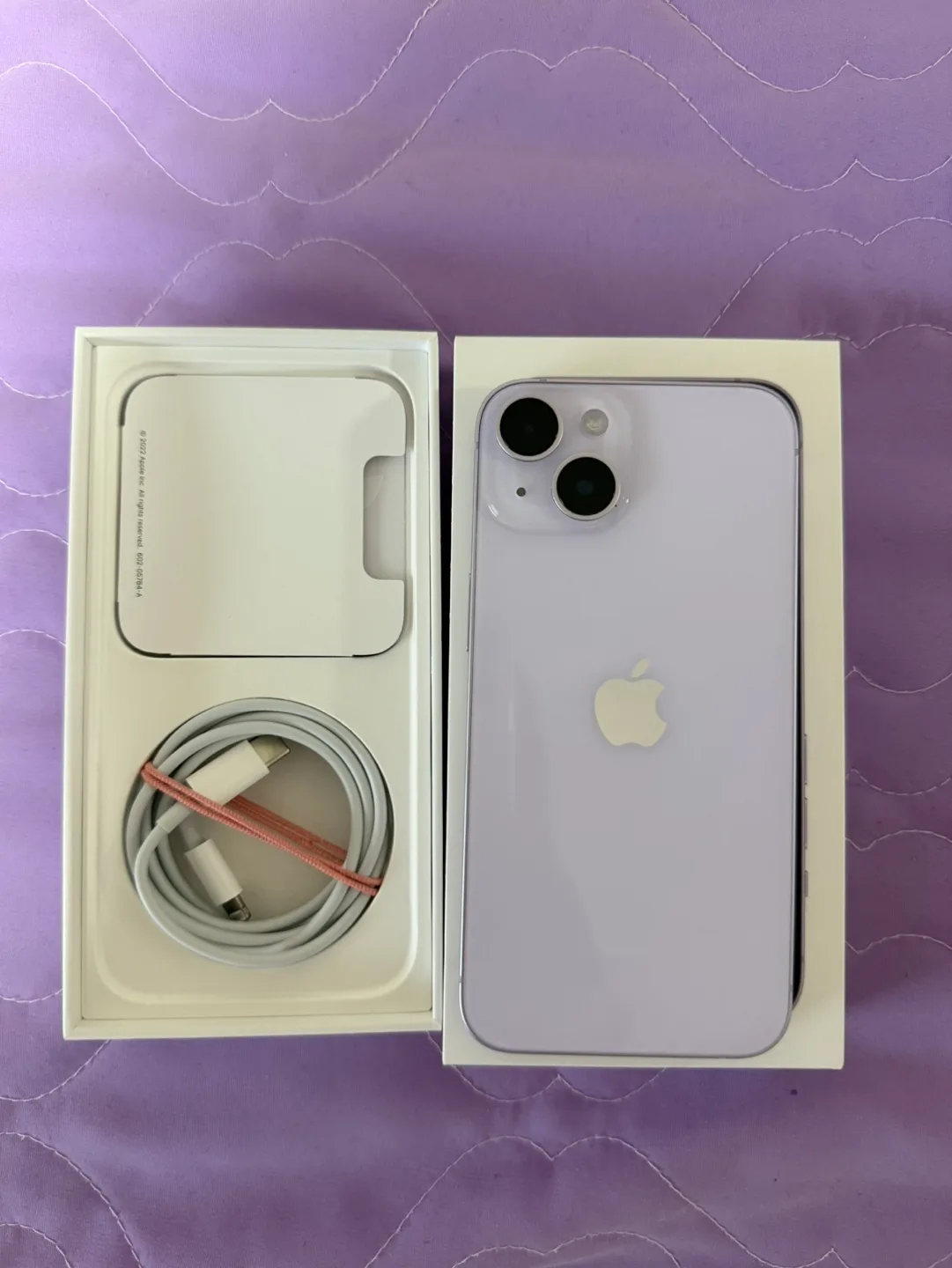 iPhone 14 - 256GB - purple image indicator(2)