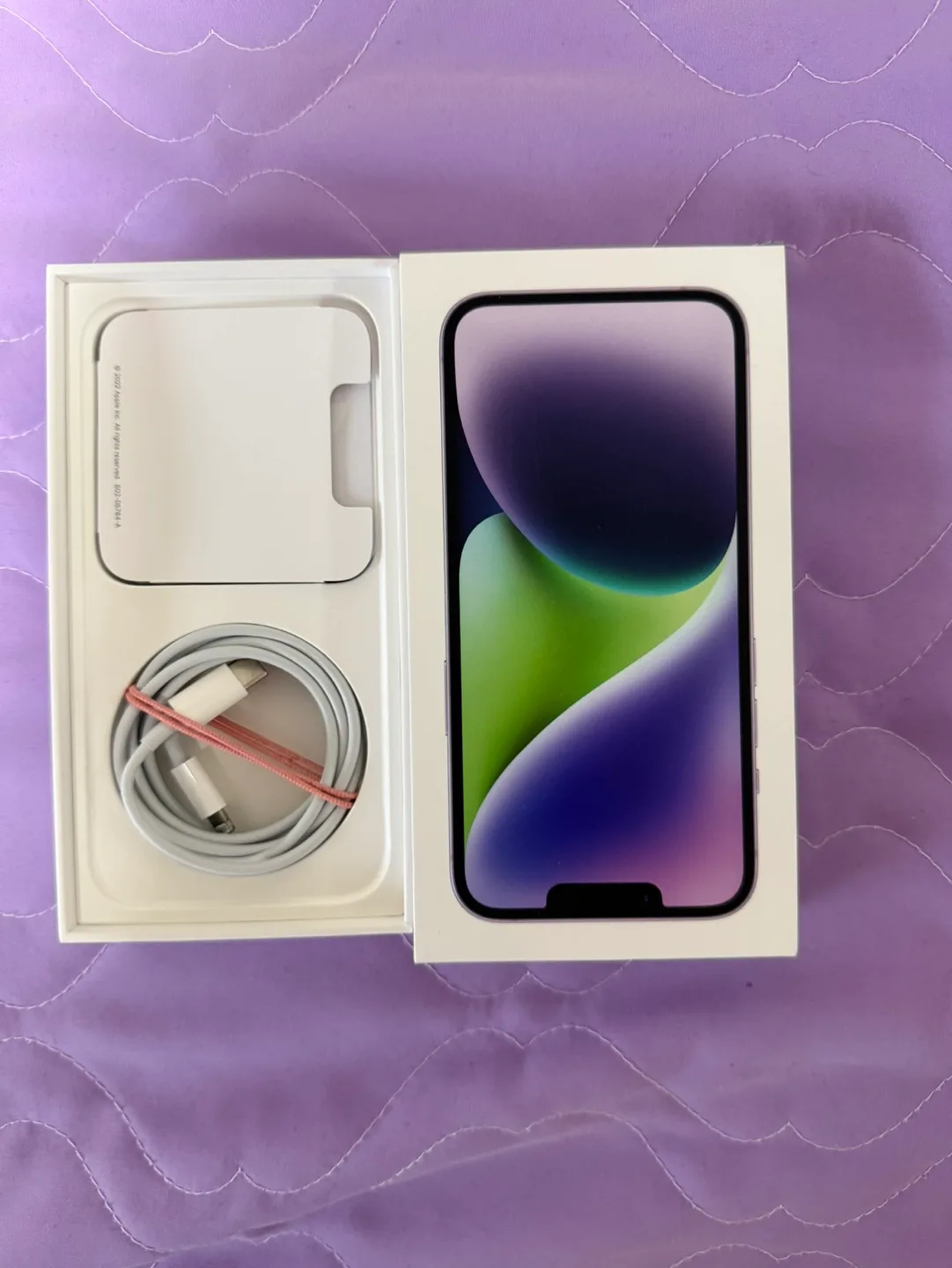 iPhone 14 - 256GB - purple image indicator(3)