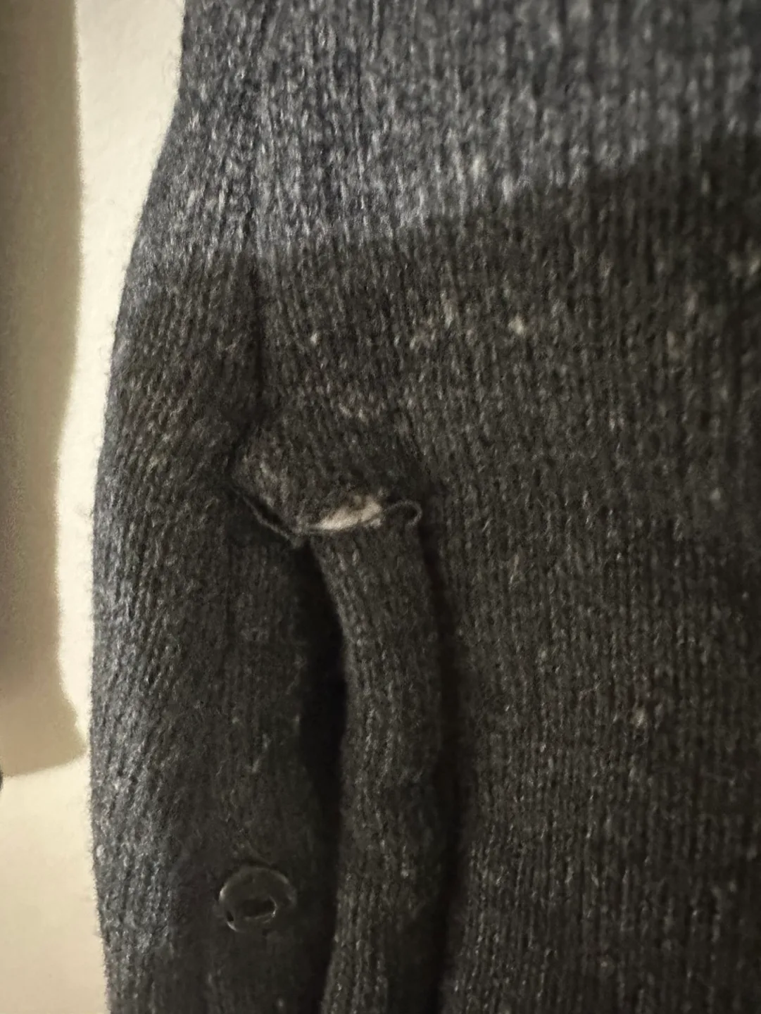 Bench Hooded Fleece Jacket image indicator(3)