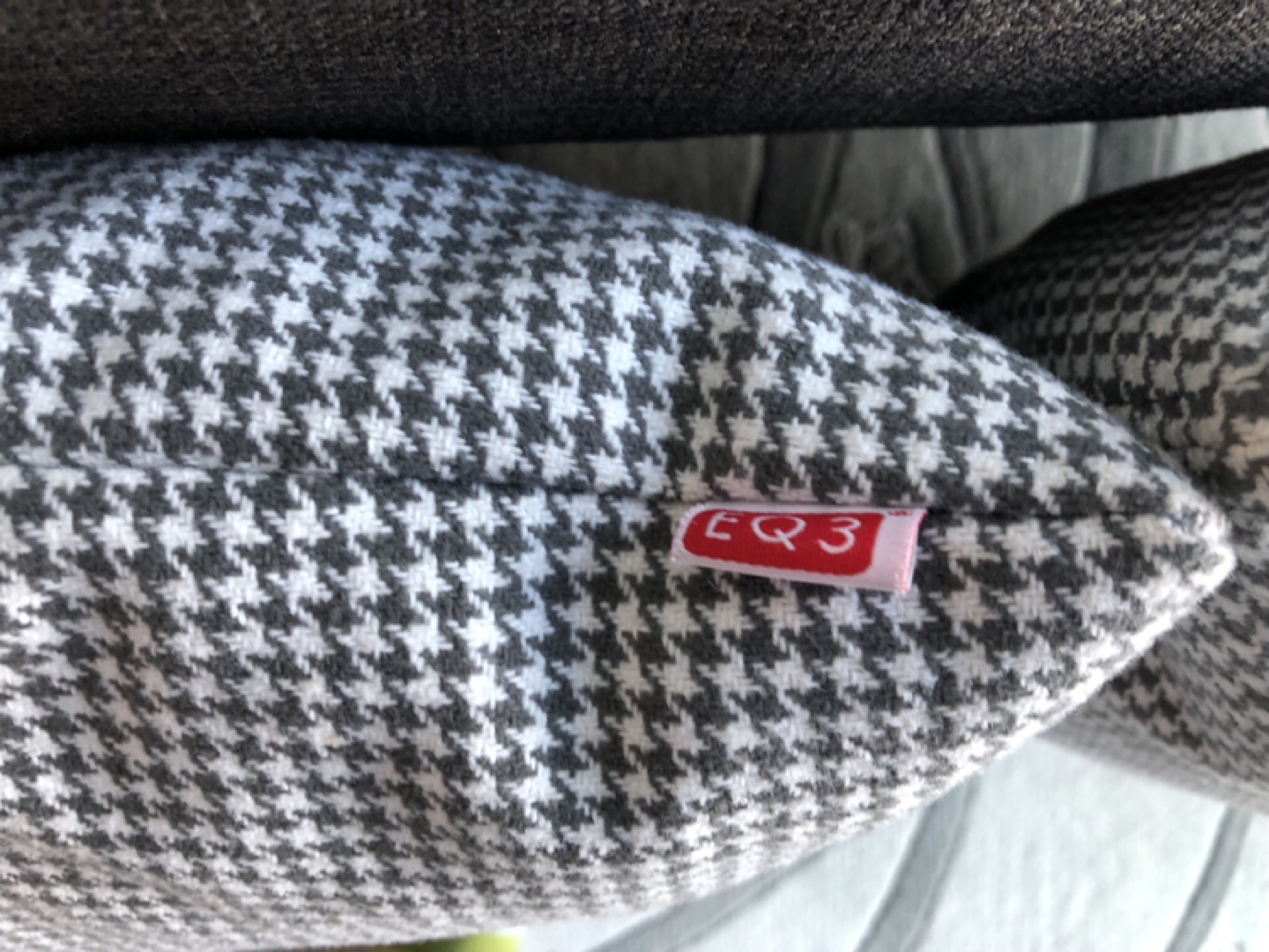 EQ3 Grey and White Houndstooth Pillows - photo 2