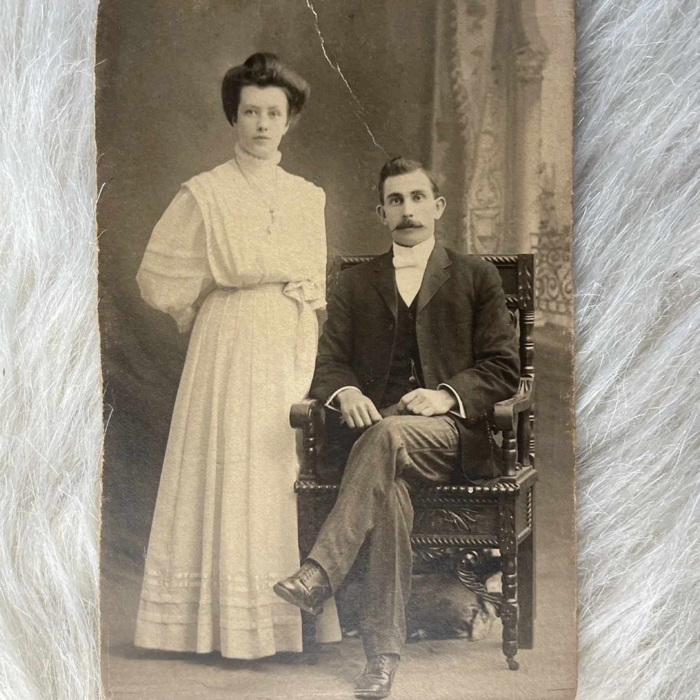 Antique Wedding Photo image indicator(3)