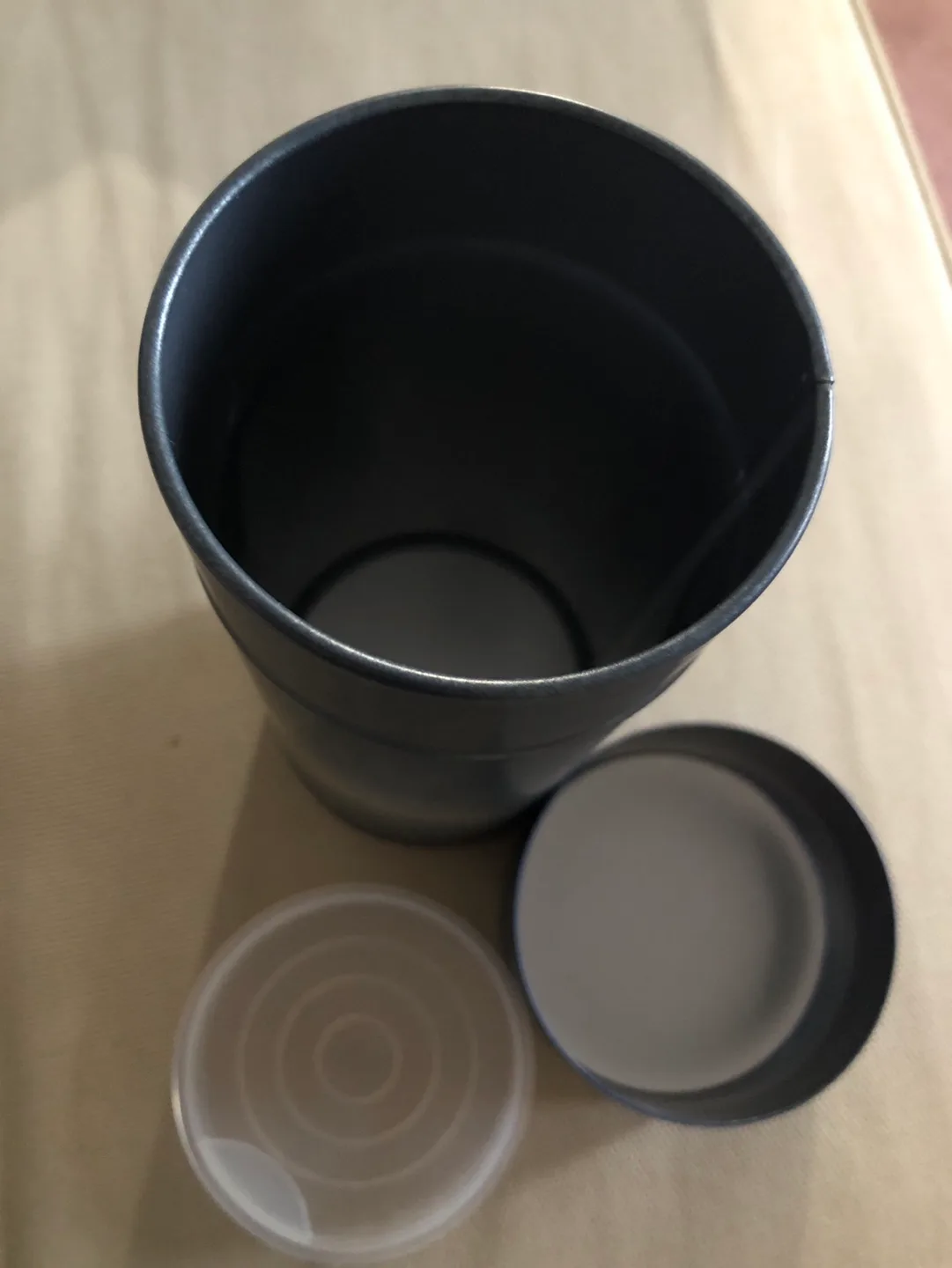 Beautiful tin can with lid image indicator(3)