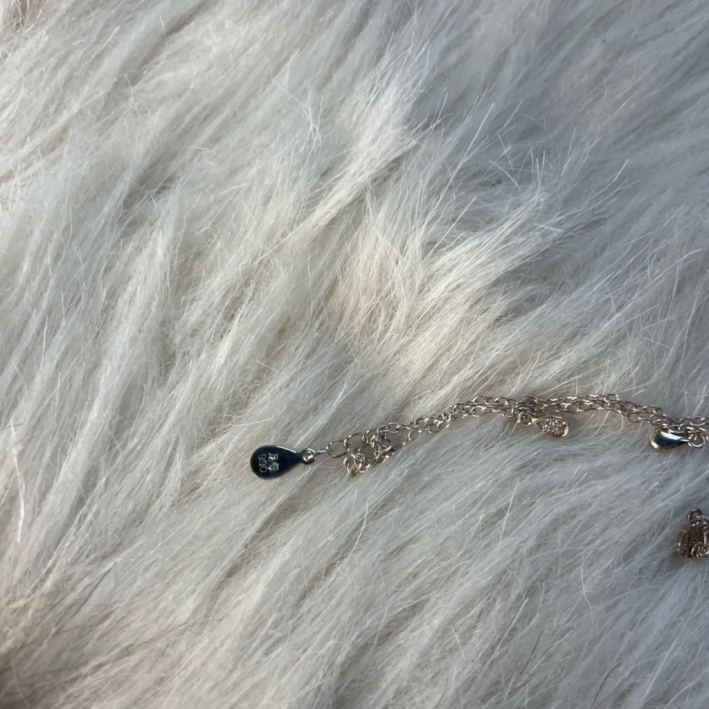 Silver Teardrop Anklet image indicator(4)