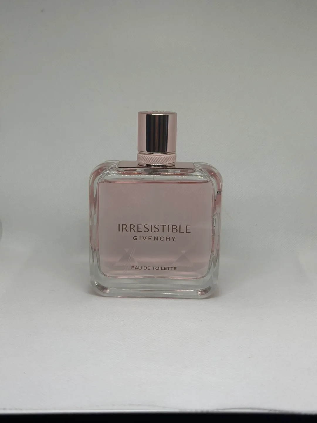Givenchy Irresistible Eau de Toilette thumbnail