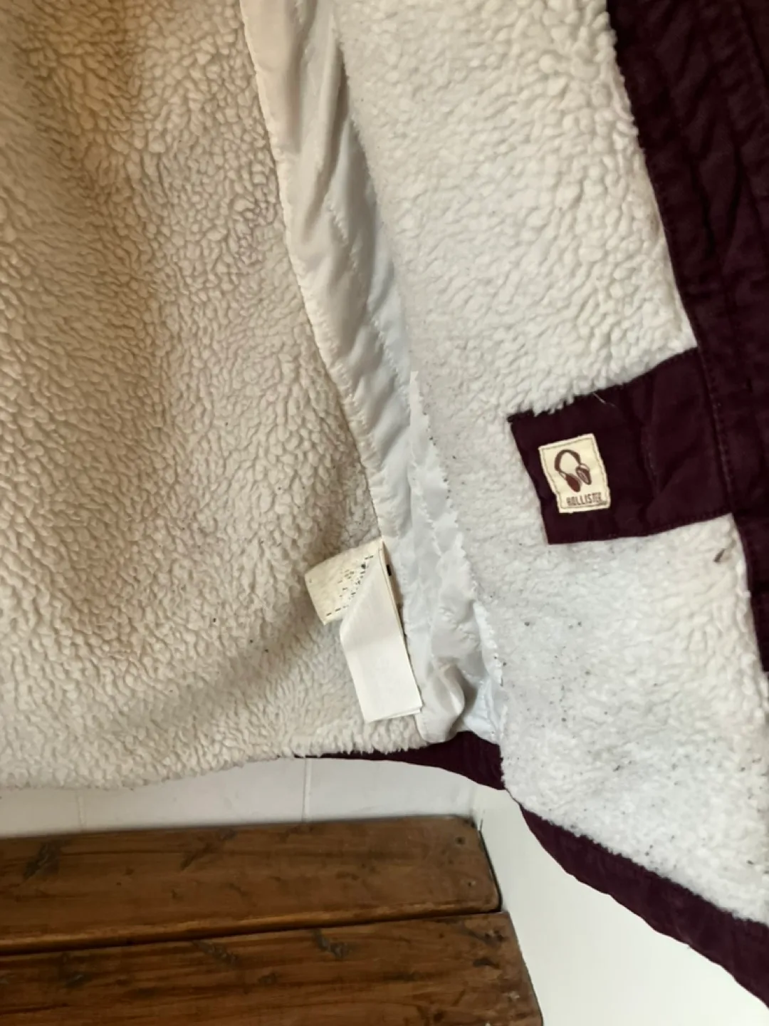 Hollister Woman’s Sherpa Winter Jacket - Size S image indicator(7)