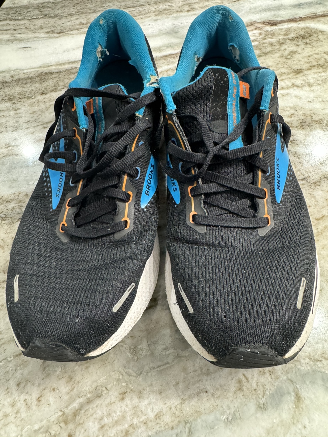 Brooks Adrenaline GTS 22 Running Shoes - photo 2