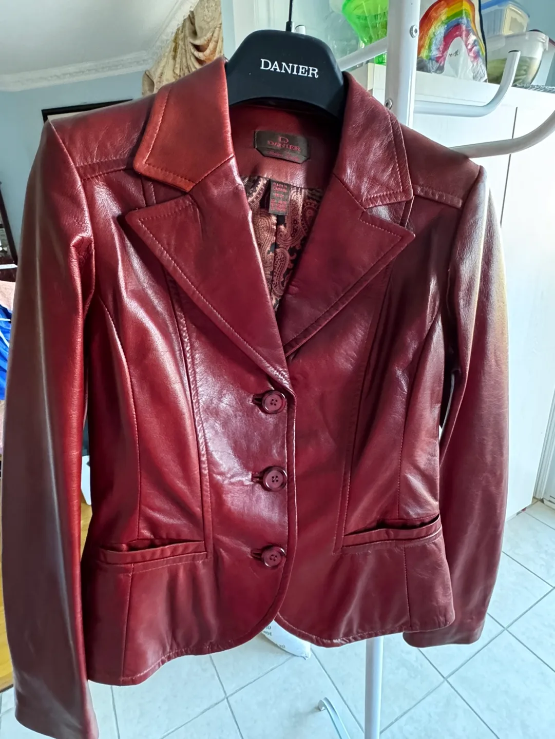 Danier dark red Leather Jacket image indicator(5)