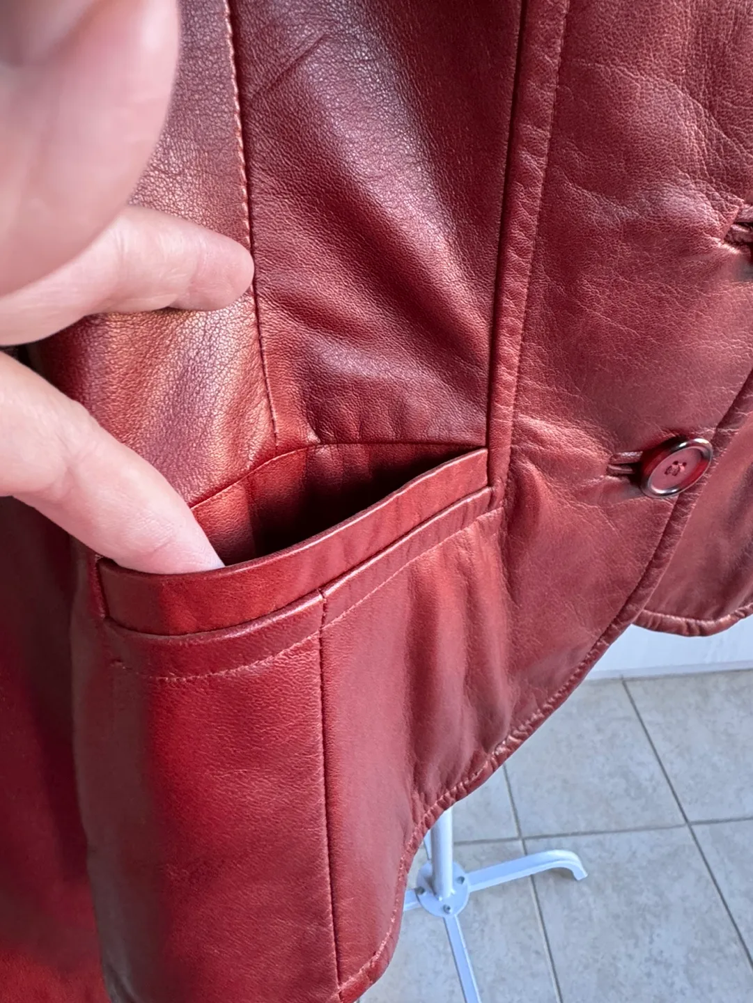 Danier dark red Leather Jacket image indicator(8)