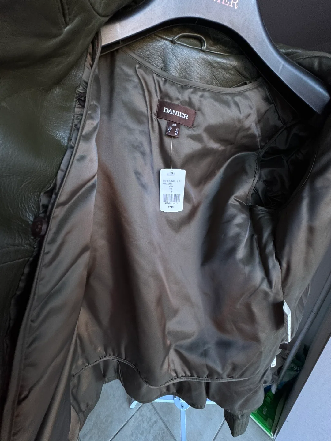 Danier dark Green Leather Jacket image indicator(6)