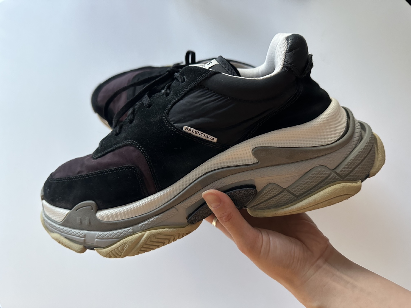 Balenciaga noir triple s online