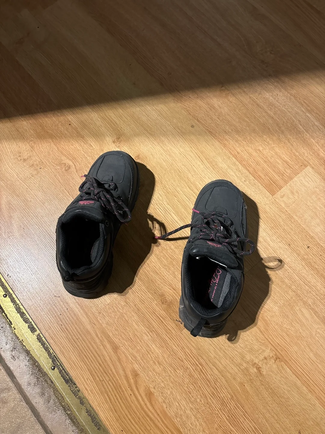 Black Hiking Boots image indicator(2)