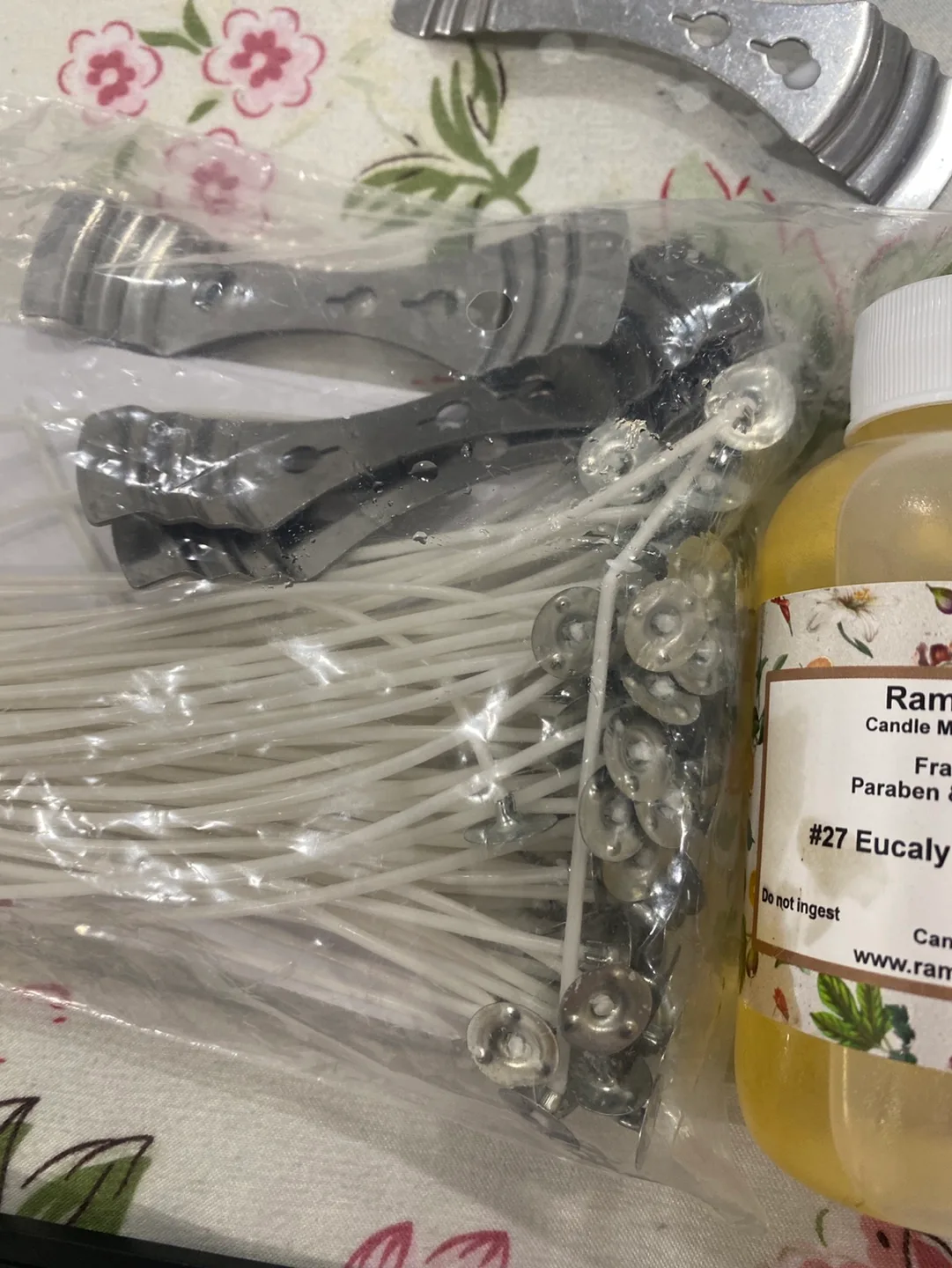 Candle Making Supplies image indicator(4)