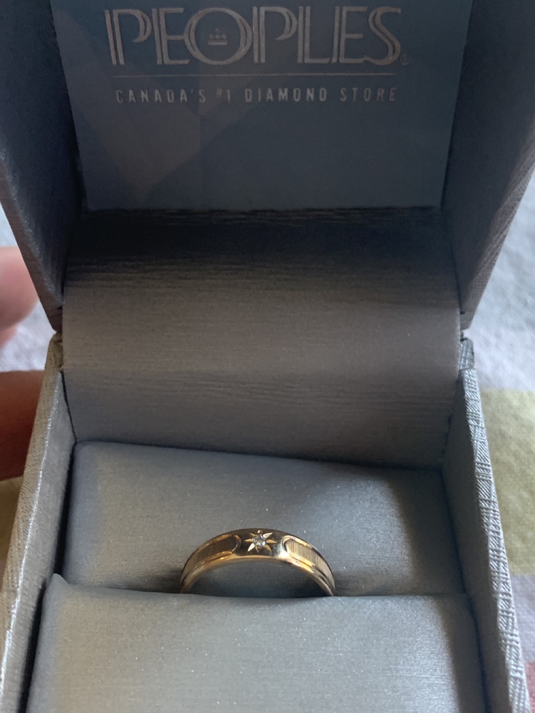 Gold Band with Diamond - photo 2