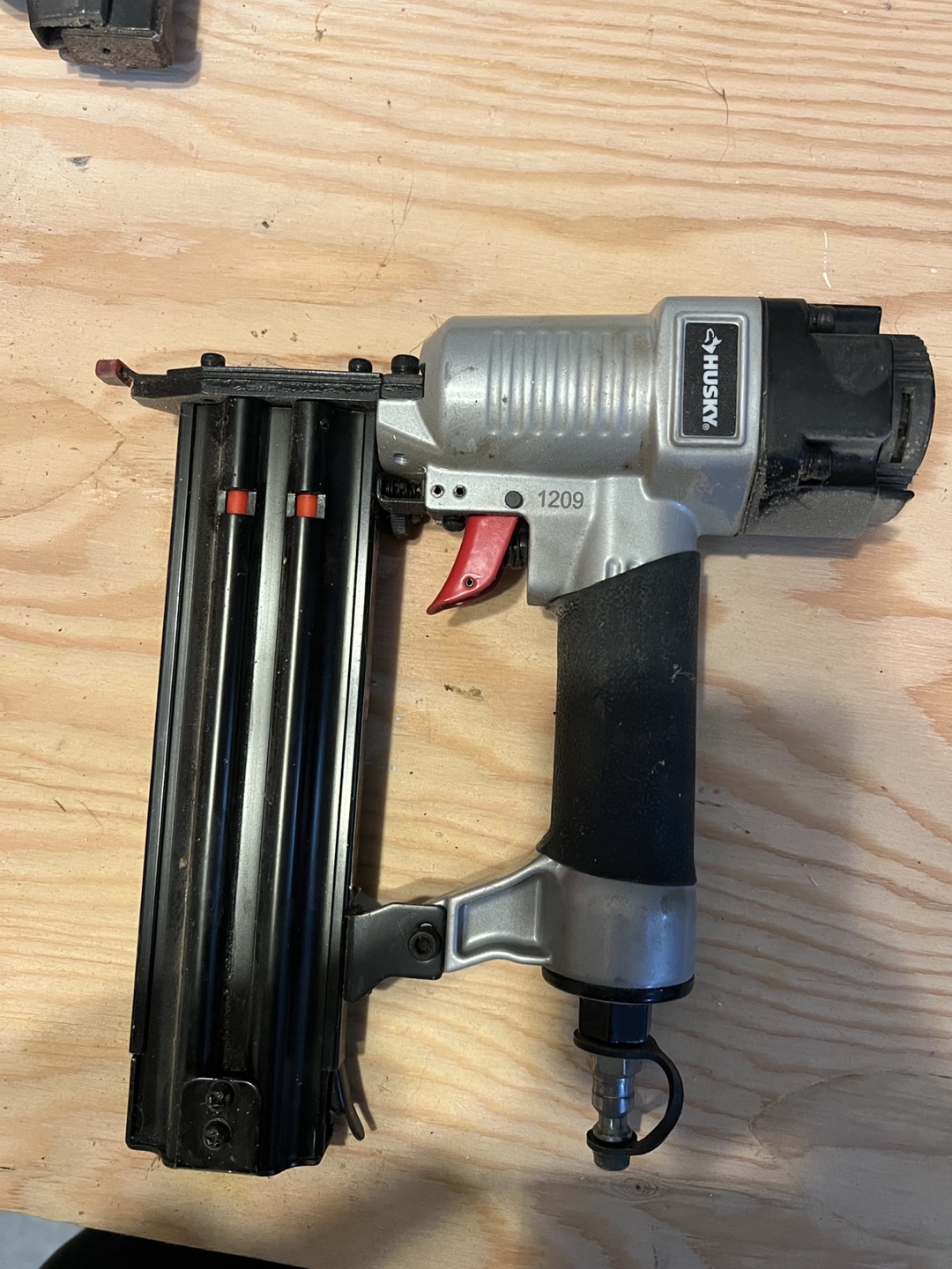 Husky pin nailer - photo 2