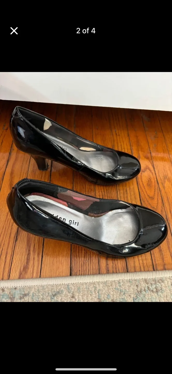 Madden Girl Black Pumps Size 8 image indicator(2)