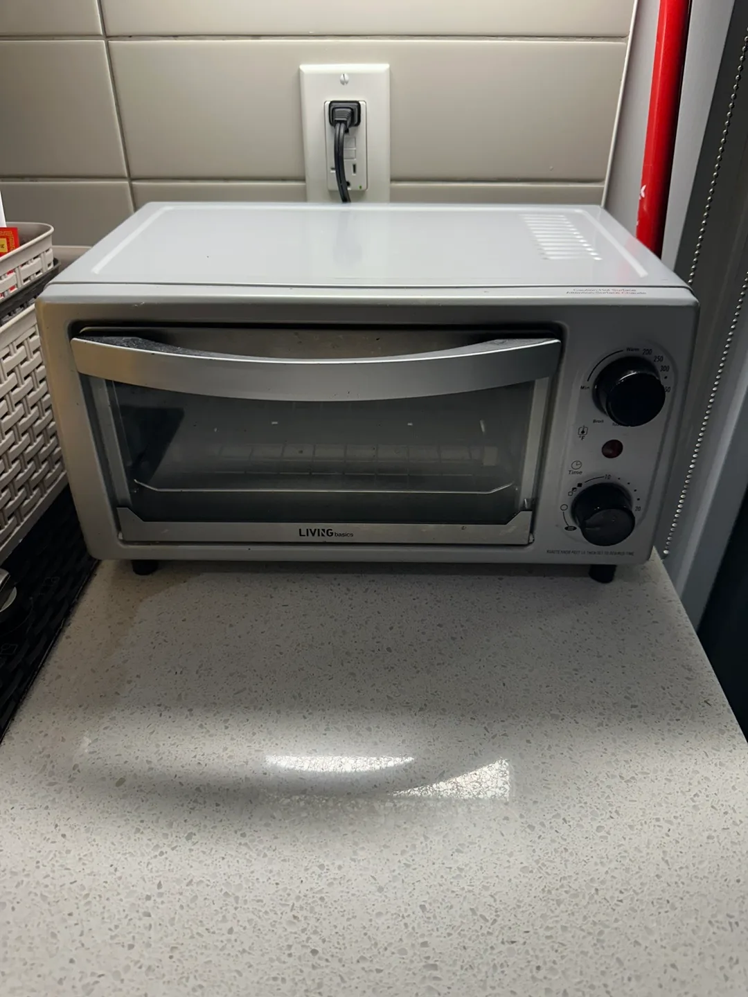 *Pick up tonight only* LIVING basics Toaster Oven thumbnail