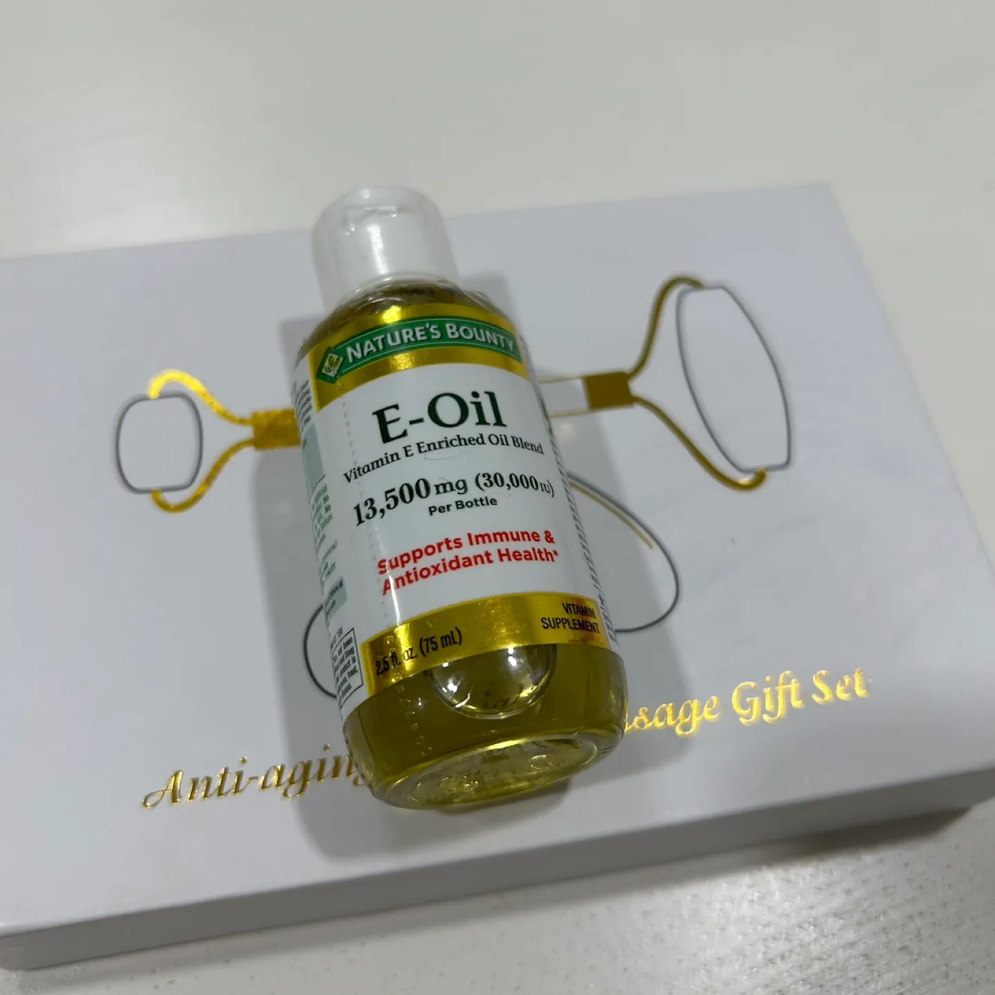 Facial Roller, Gua Sha & E-Oil Bundle image indicator(3)