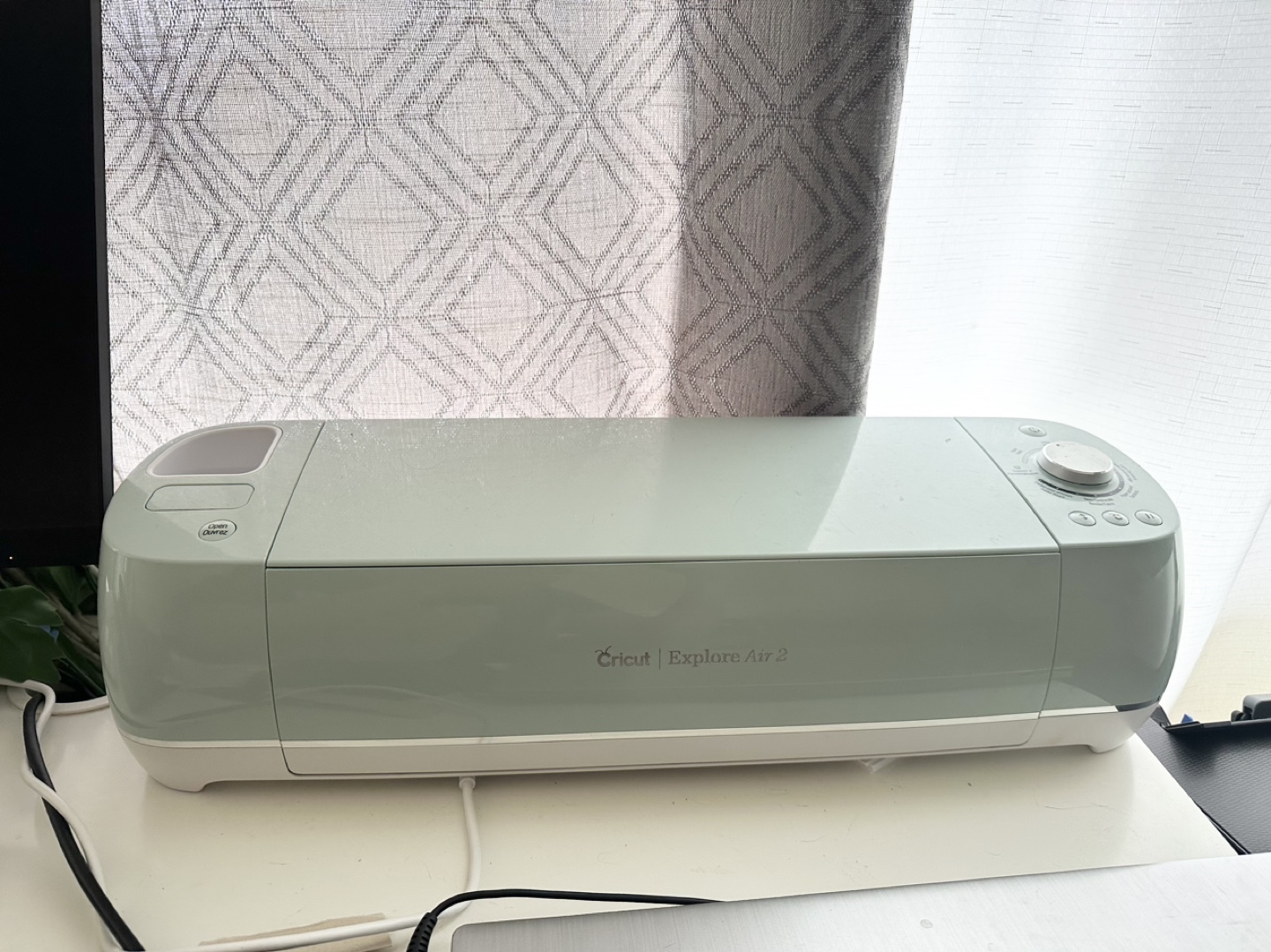 Cricut Explore Air 2 Cutting Machine - Mint